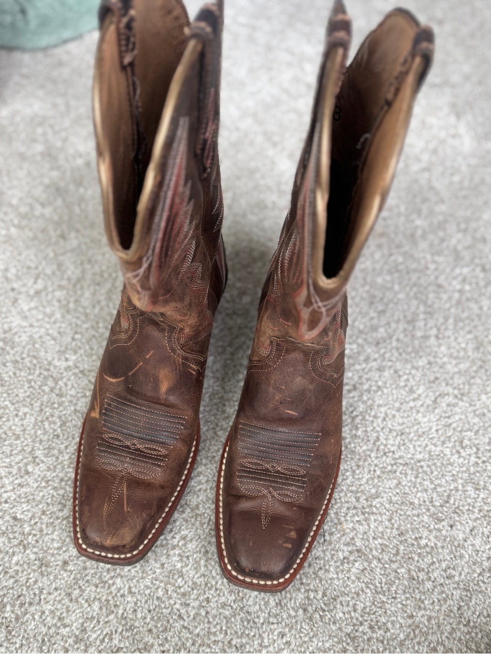 Ariat Dark Brown Embroidered Western Pull-On Boots